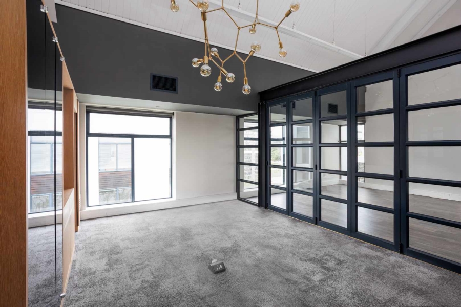To Let Commercial Property for Rent in Val De Vie Estate Western Cape